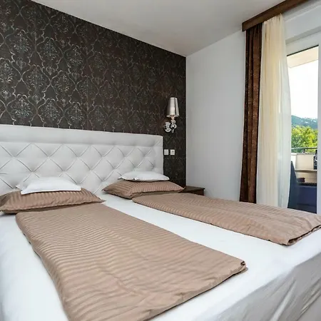 Guest house Dosen Iv Baska (Krk)