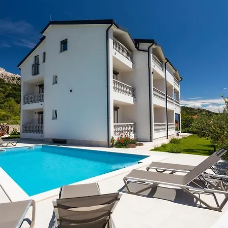 Dosen Iv Guest house