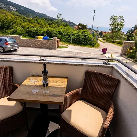 Dosen Iv Guest house